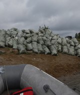 С островов Ладоги экологи вывезли около 180 мешков мусора